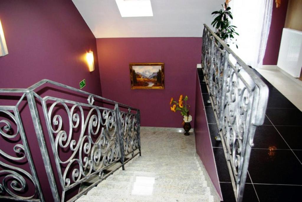Hotel Milord Pułtusk Buitenkant foto