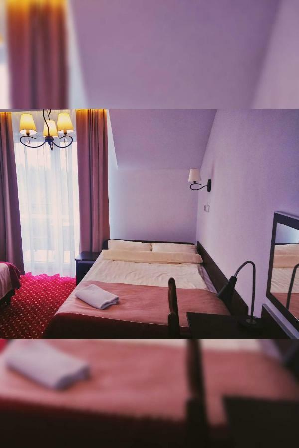 Hotel Milord Pułtusk Buitenkant foto
